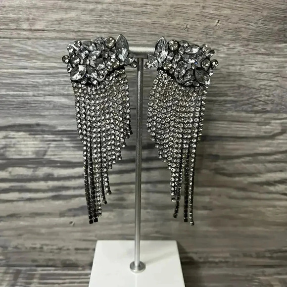 Fashion Jewelry Rhinestones Dangle Statement Earrings - Picture 10 of 10